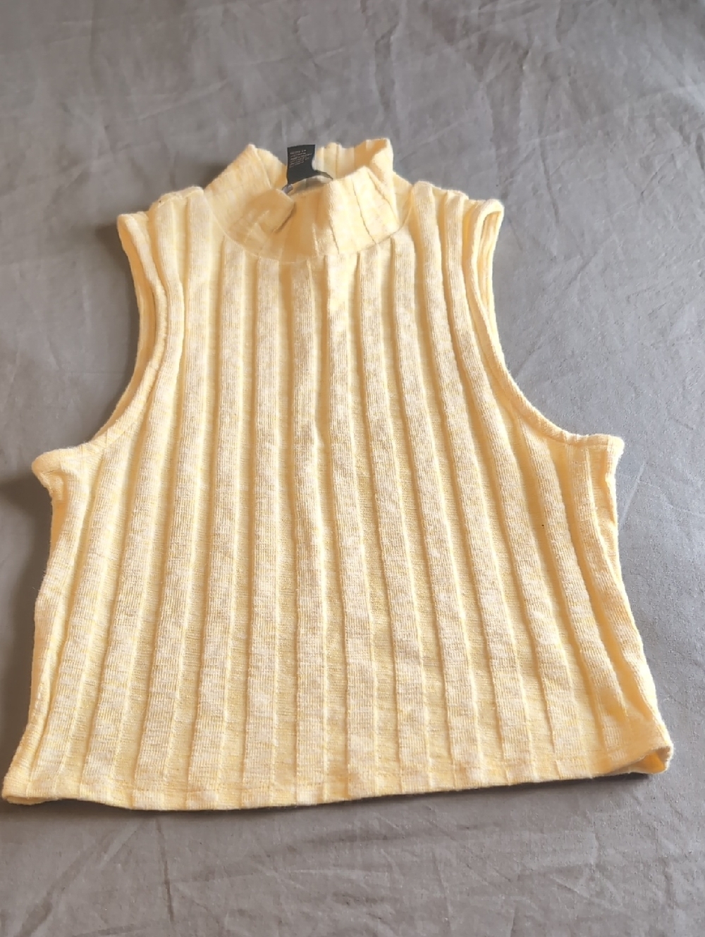 Forever 21 Sleeveless Ribbed Mock Neck Tank - Light Yellow